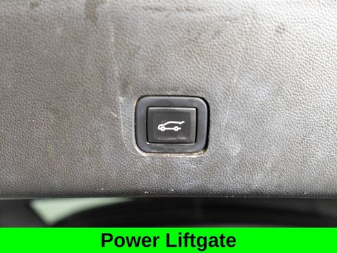 Used 2019 Chevrolet Traverse LT AWD/4WD image 30