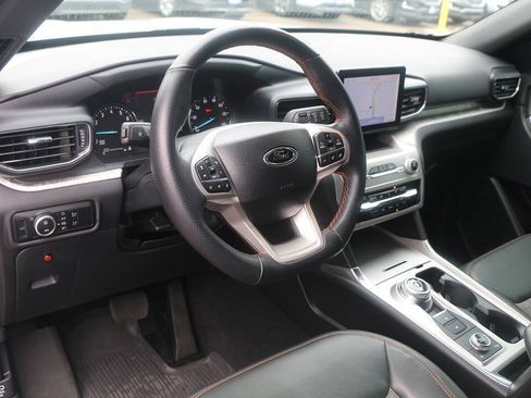 Used 2023 Ford Explorer Timberline w/ Timberline Technology Package AWD/4WD image 37