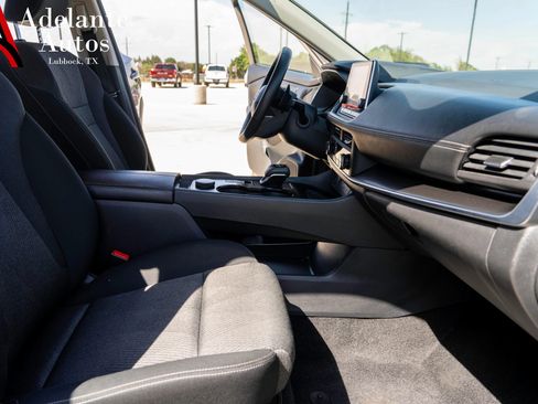 Used 2025 Nissan Rogue SV AWD/4WD image 11