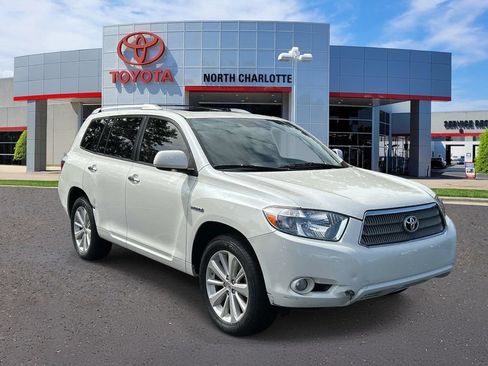 Used 2010 Toyota Highlander Limited AWD/4WD image 1