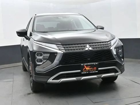 Used 2024 Mitsubishi Eclipse Cross SE AWD/4WD image 3