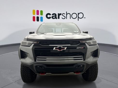 Used 2024 Chevrolet Colorado ZR2 w/ ZR2 Convenience Package III AWD/4WD image 8