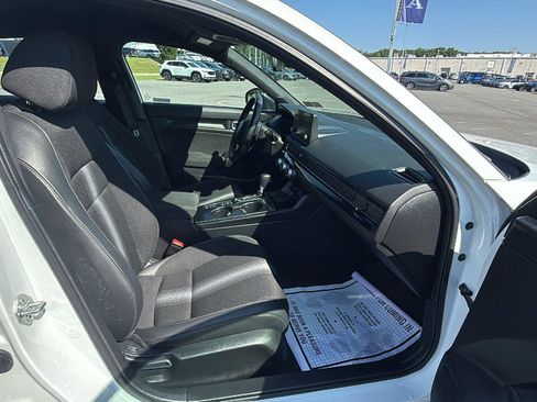 Used 2024 Honda Civic Sport image 18