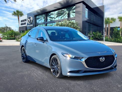 Certified 2024 MAZDA MAZDA3 s AWD/4WD image 3