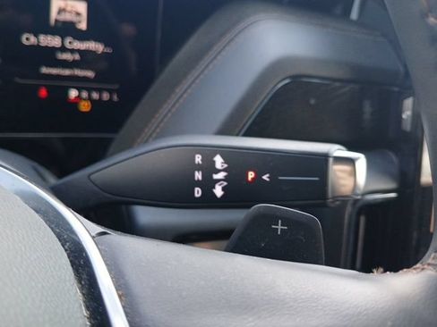 Used 2025 GMC Yukon AT4 w/ AT4 Premium Package AWD/4WD image 26
