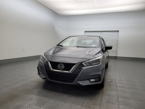 Used 2021 Nissan Versa SR w/ Convenience Package image 15