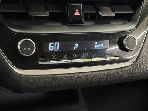 Used 2024 Toyota Corolla LE FWD image 15