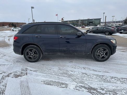 Used 2022 Mercedes-Benz GLC 300 4MATIC image 4