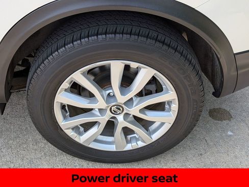 Certified 2020 Nissan Rogue Sport SV w/ All-Weather Package AWD/4WD image 13