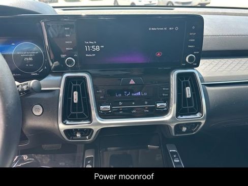 Certified 2023 Kia Sorento SX FWD image 13
