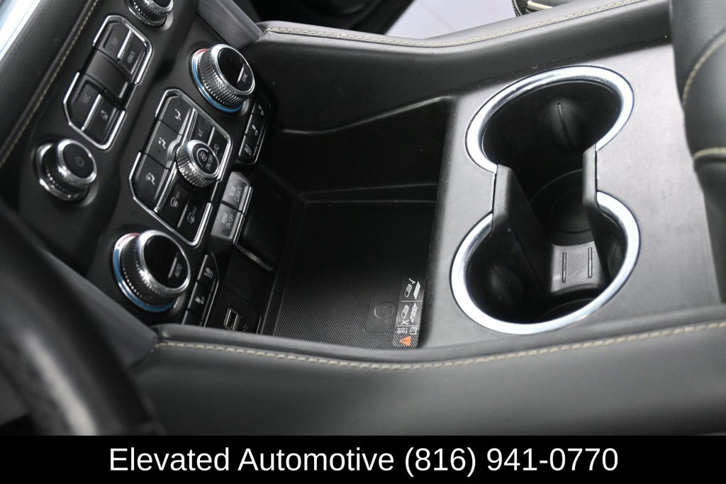 Used 2023 GMC Yukon SLT AWD/4WD image 25