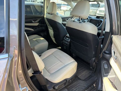 Used 2021 Subaru Ascent Limited w/ Technology Package image 7