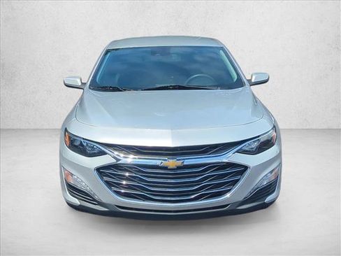 Used 2022 Chevrolet Malibu LT FWD image 2