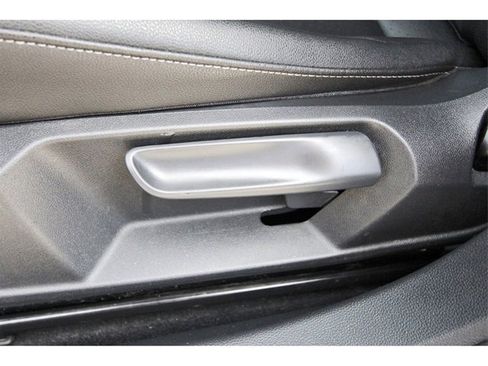 Used 2019 Volkswagen Jetta SEL w/ Cold Weather Package image 27