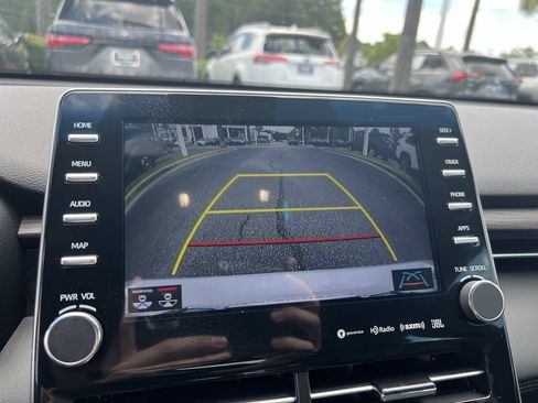 Used 2022 Toyota Avalon XLE w/ Moonroof Package FWD image 25