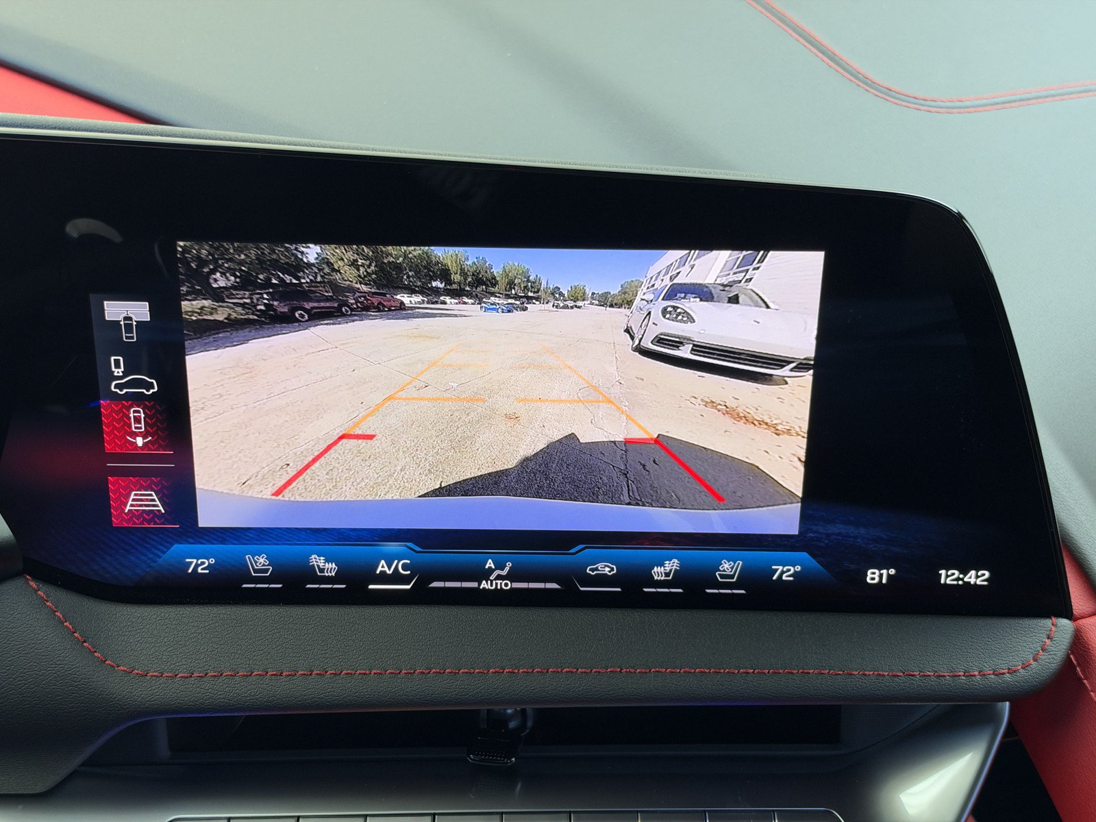 Used 2026 Chevrolet Corvette Z06 RWD image 24