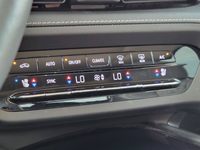Used 2023 Buick Envision Avenir AWD/4WD image 21