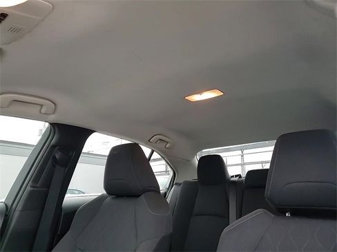 Certified 2021 Toyota Corolla LE image 21
