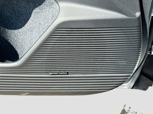 New 2026 Subaru Outback Limited XT image 22