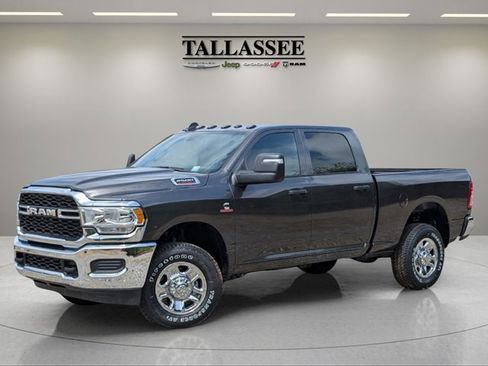 New 2024 RAM 2500 Tradesman w/ Chrome Appearance Group image 1