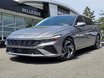 Used 2025 Hyundai Elantra Limited