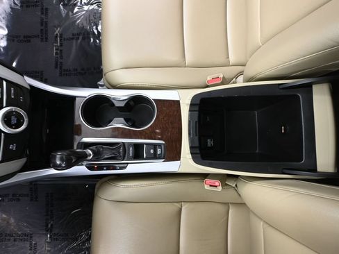Used 2020 Acura TLX FWD image 36