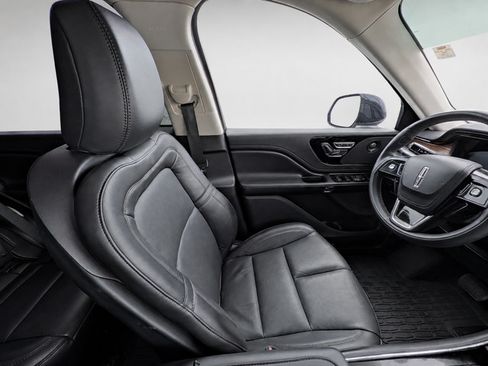 Used 2023 Lincoln Aviator Reserve w/ Jet Package AWD/4WD image 16