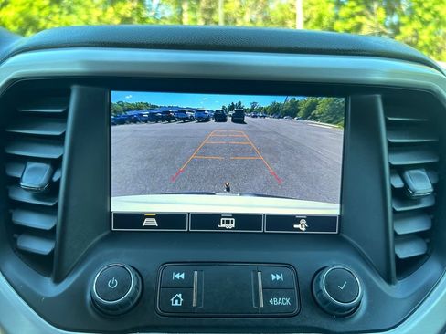 Used 2023 GMC Acadia SLT w/ Trailering Package AWD/4WD image 32