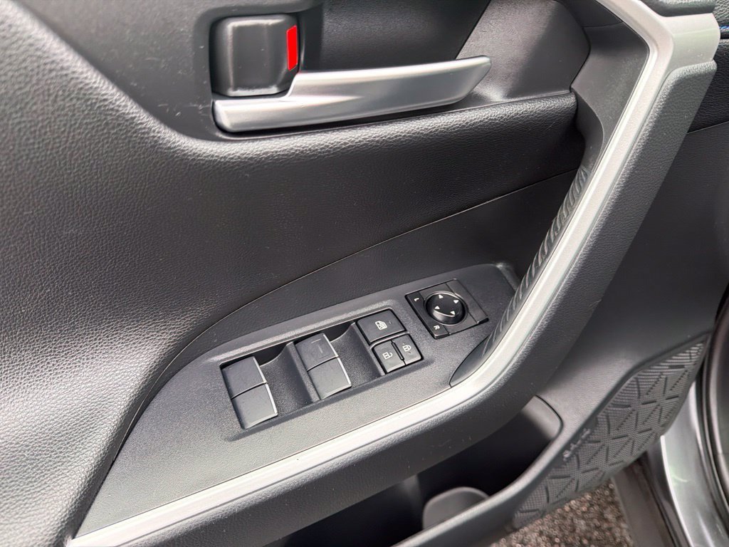 Certified 2020 Toyota RAV4 XSE AWD/4WD image 24