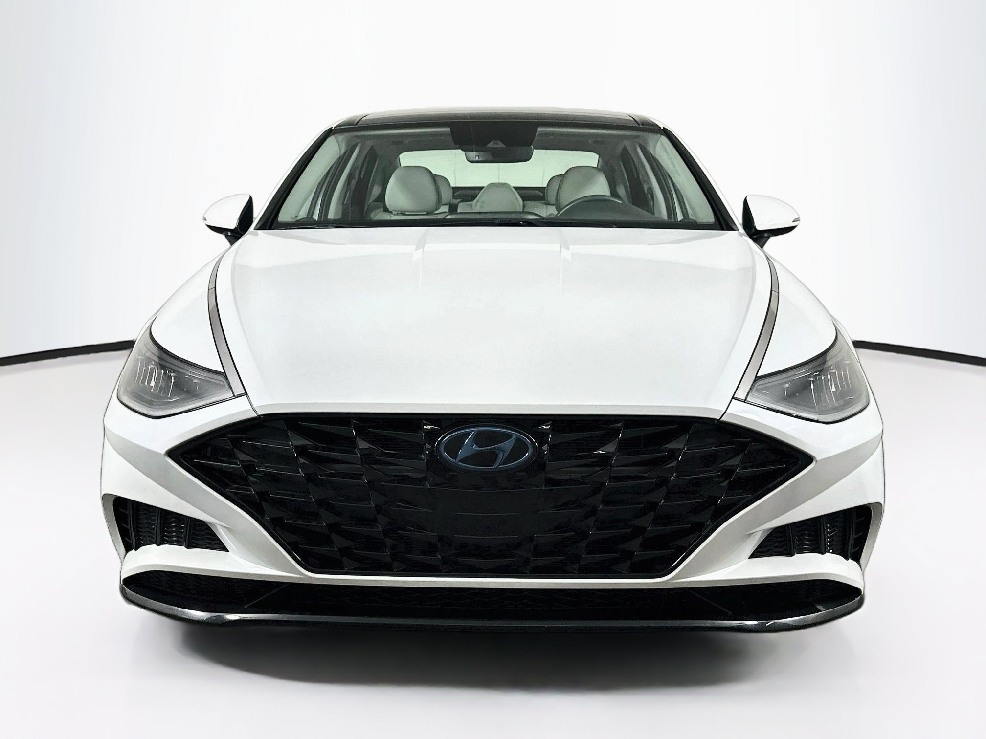 Used 2020 Hyundai Sonata SEL FWD image 2