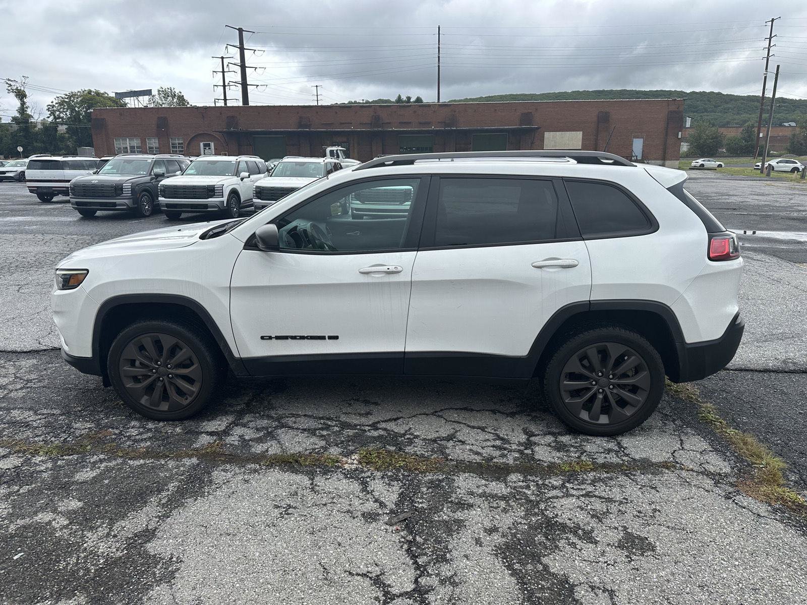 Used 2021 Jeep Cherokee Latitude Lux 80th Anniv w/ Quick Order Package 26U 80TH AWD/4WD image 5