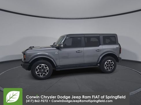 Used 2024 Ford Bronco Outer Banks AWD/4WD image 8