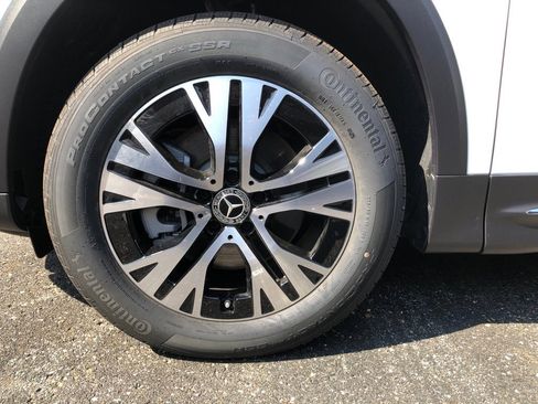 New 2026 Mercedes-Benz GLB 250 4MATIC image 9