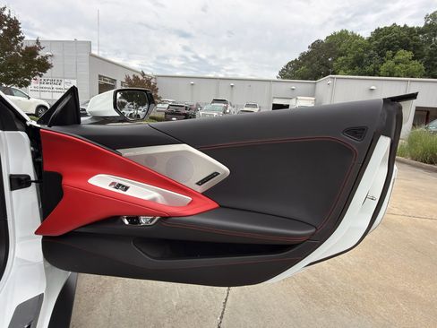 Used 2020 Chevrolet Corvette Stingray Preferred Cpe w/ 2LT Preferred Equipment Group RWD image 21