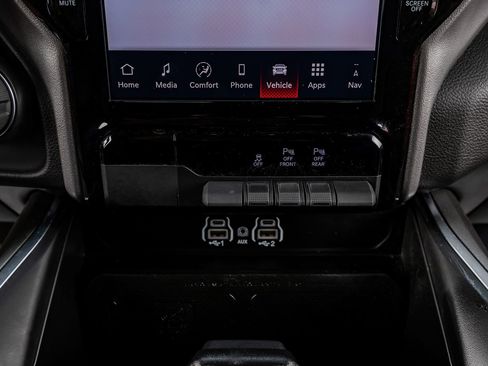 Used 2025 RAM 1500 Big Horn image 27