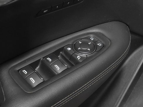 Certified 2024 Cadillac XT6 Premium Luxury w/ LPO, Floor Liner Package AWD/4WD image 11