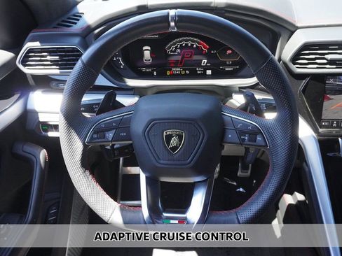 Used 2020 Lamborghini Urus AWD/4WD image 6