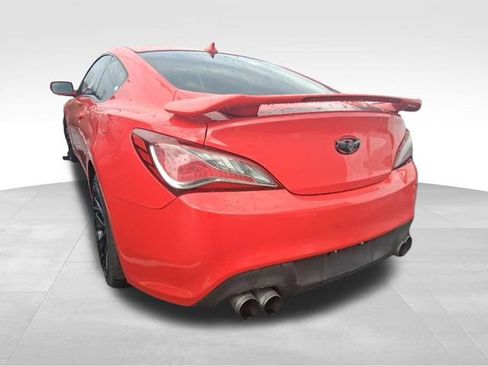 Used 2013 Hyundai Genesis 3.8 image 12
