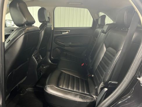 Used 2020 Ford Edge SEL w/ Convenience Package image 6