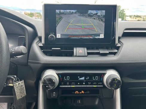 Used 2025 Toyota RAV4 LE AWD/4WD image 22