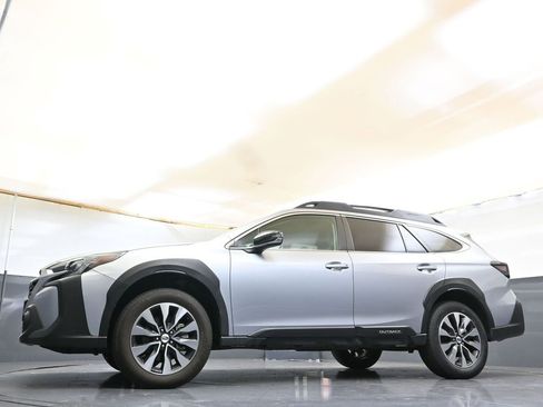 Certified 2024 Subaru Outback Limited image 30