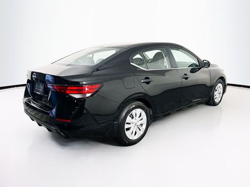 Used 2024 Nissan Sentra S FWD image 9