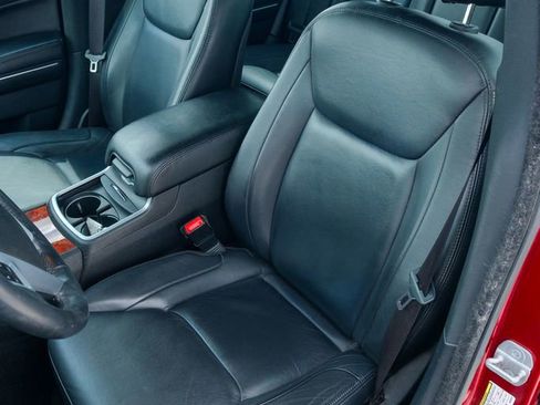 Used 2014 Chrysler 300 AWD w/ Driver Convenience Group image 15