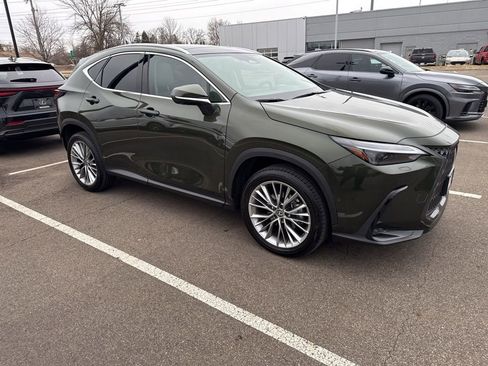 Used 2025 Lexus NX 350h AWD w/ Accessory Package (2T) image 27