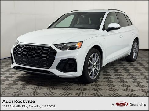 Used 2023 Audi Q5 e Premium Plus w/ Premium Plus Package AWD/4WD image 1