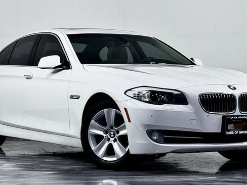 Used 2012 BMW 528i Sedan image 2