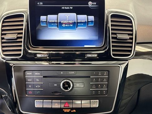 Used 2018 Mercedes-Benz GLE 350 4MATIC image 15