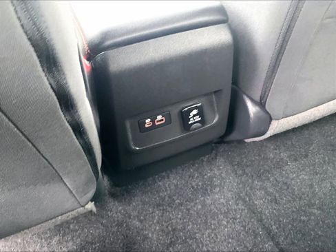 Used 2024 Nissan Frontier PRO-4X w/ Pro Convenience Package image 28