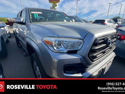 Used 2017 Toyota Tacoma SR w/ Tow Package image 1