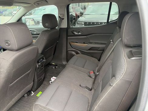 Used 2023 GMC Acadia SLE w/ Driver Convenience Package AWD/4WD image 6